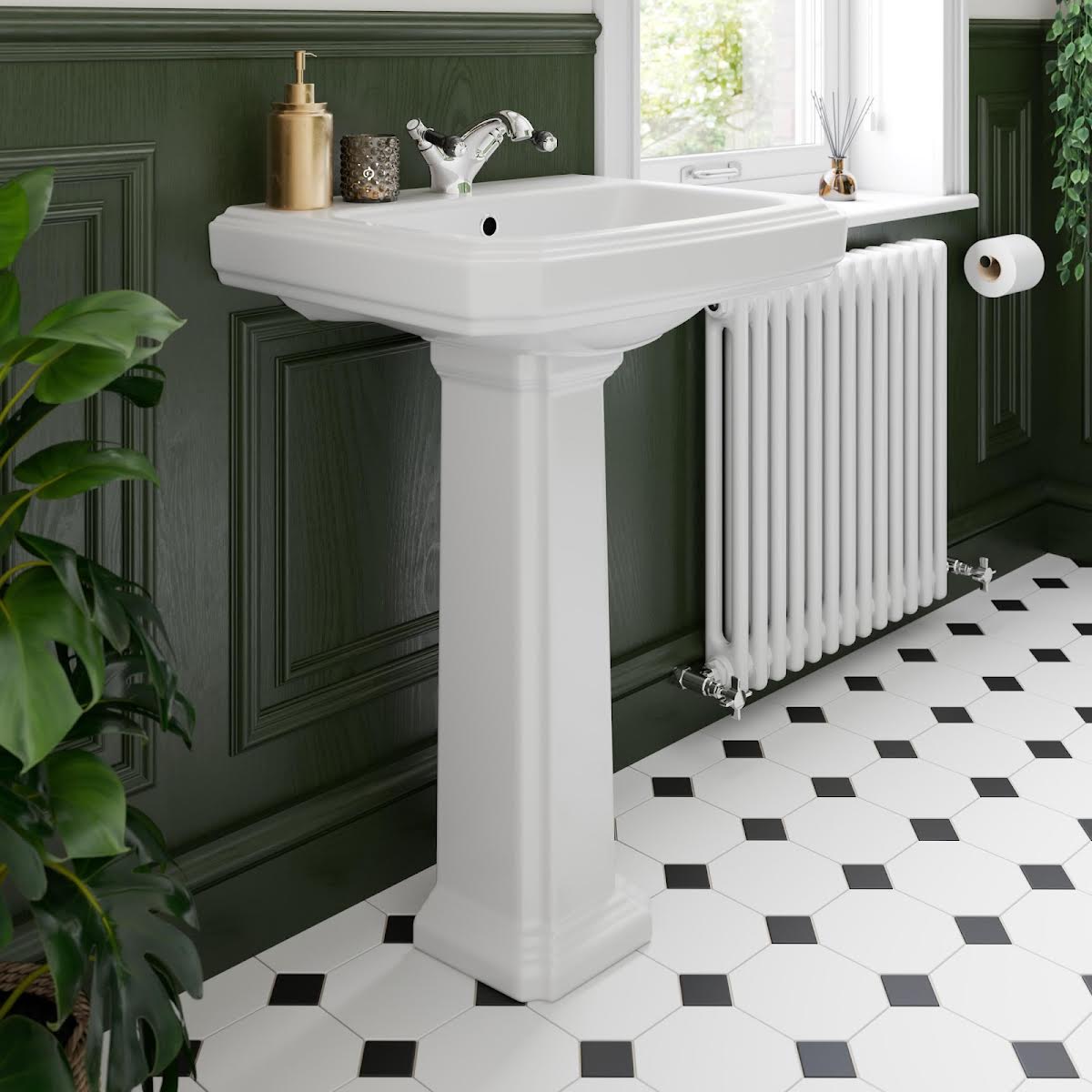 park-lane-traditional-full-pedestal-1-tap-hole-bathroom-basin