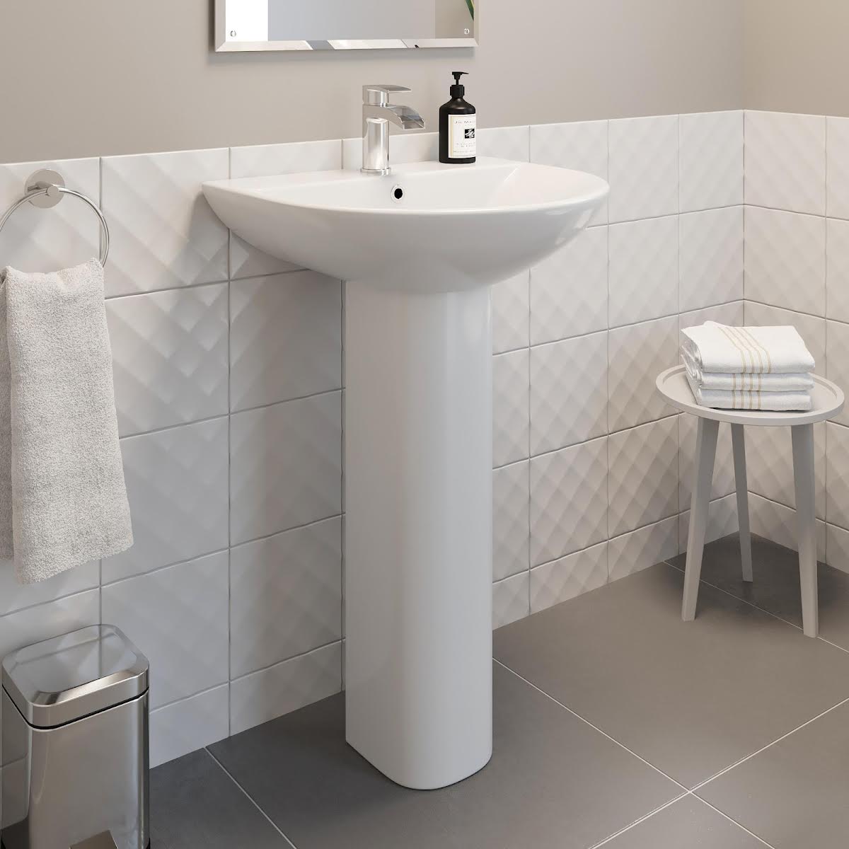 arles-bathroom-suite-with-single-ended-bath-taps-shower-screen-1700mm