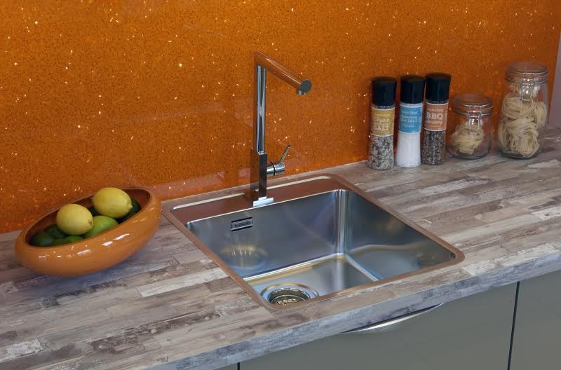 reginox-ohio-40x40-tapwing-integrated-stainless-steel-kitchen-sink