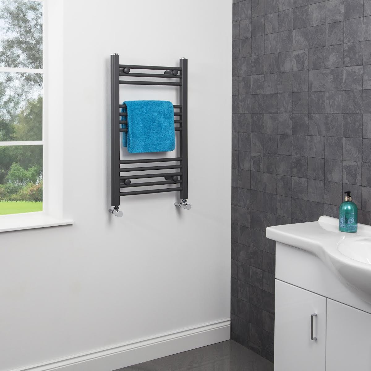 duratherm-heated-towel-rail-anthracite-750-x-450mm-flat