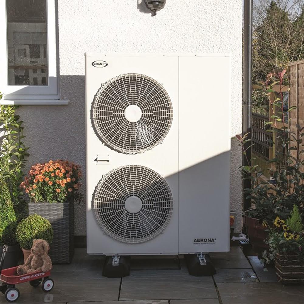 grant-aerona3-13kw-r32-inverter-driven-air-source-heat-pump-hpid13r32body