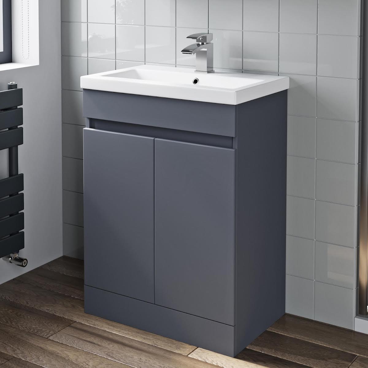 tivoli-rimless-close-coupled-toilet-artis-vanity-unit-with-doors-600mm-grey-gloss