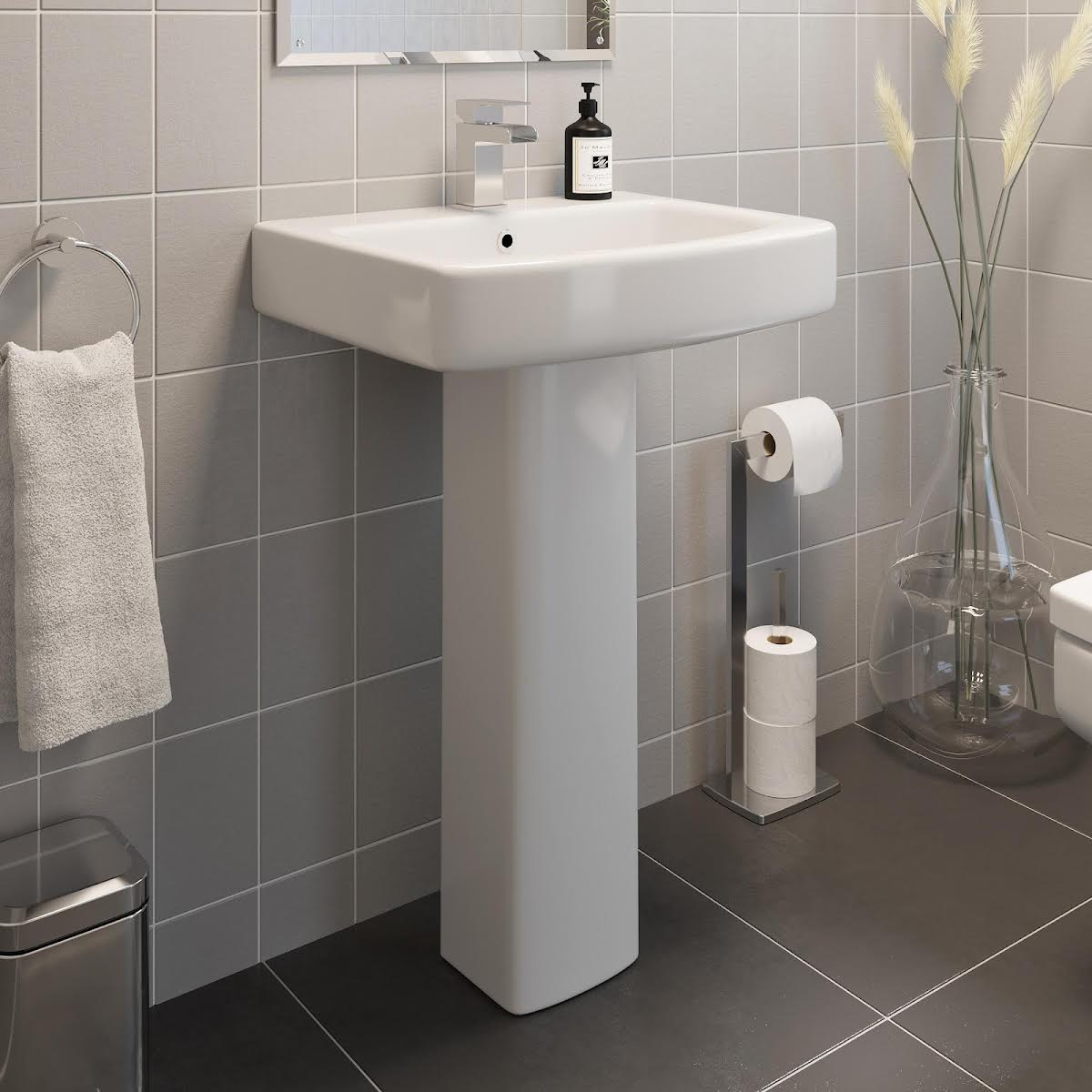 royan-bathroom-suite-with-l-shape-shower-bath-screen-left-hand-1600mm